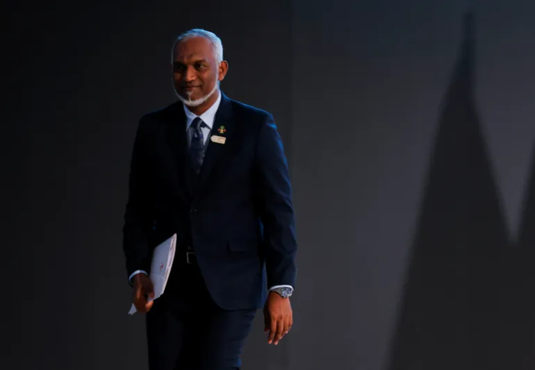 Muhammad Muizzu bekerja di bidang arsitektur dan memimpin sejumlah proyek properti (Reuters).