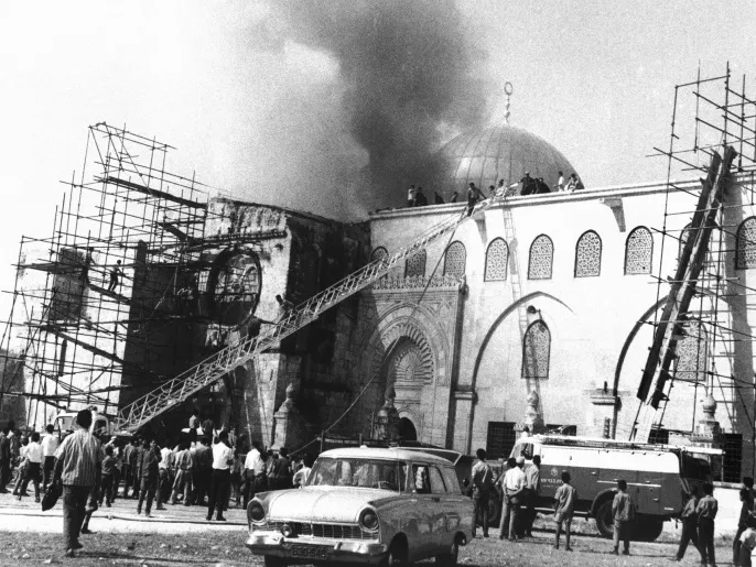Ibrahim al-Daqaq memegang tugas rekonstruksi Masjid Al-Aqsa setelah kebakaran pada Agustus 1969