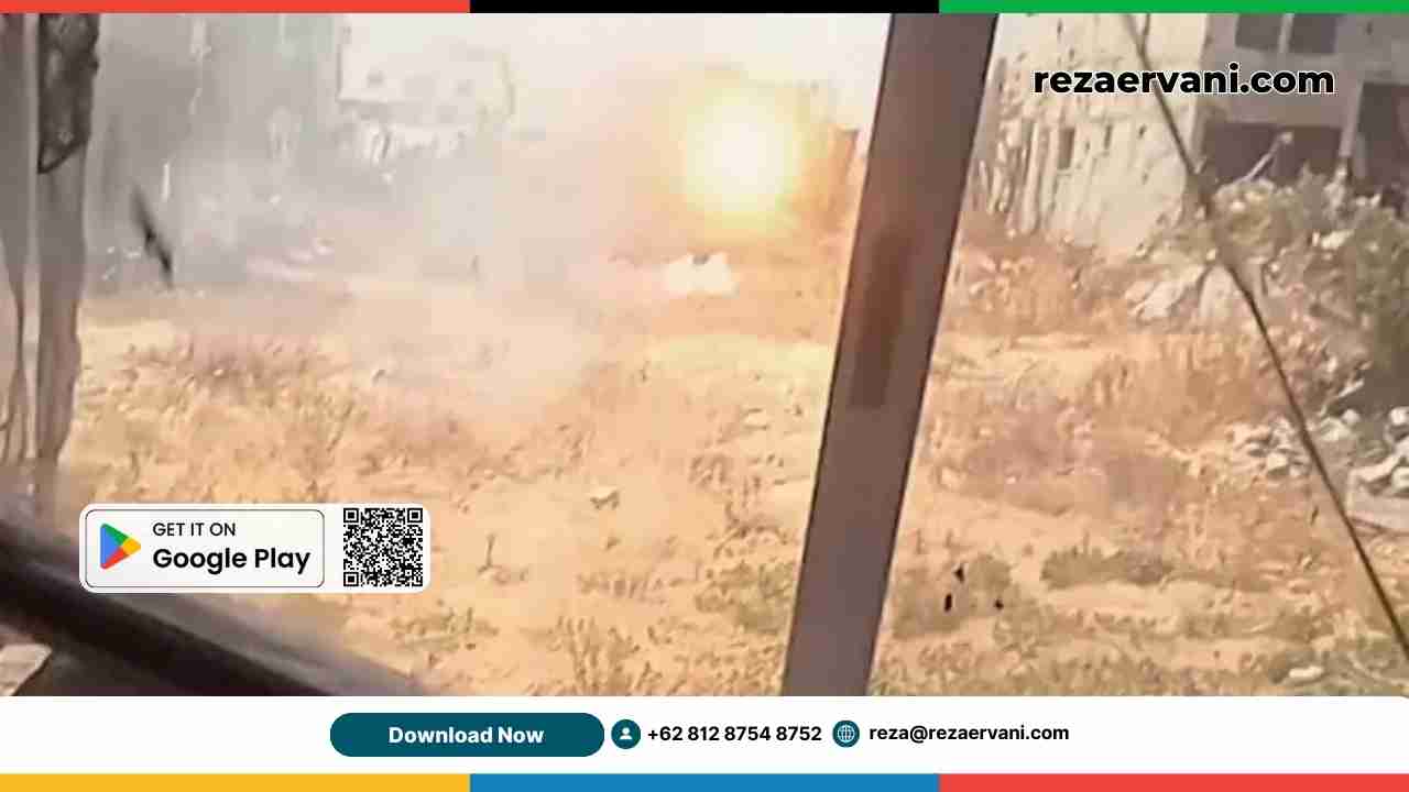 Cuplikan dari operasi sebelumnya ketika Brigade al-Qassam menargetkan sebuah kendaraan militer pendudukan di Gaza (Media Militer al-Qassam).